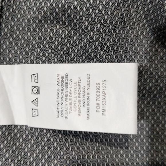 BRAND NEW Men's Perry Ellis Dress Shirt, Slim Fit Gray and Black diamond pattern - Picture 7 of 7